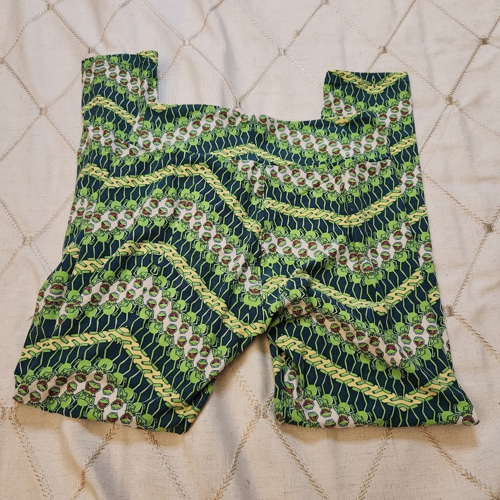 LuLaRoe Disney Leggings Lot OS – Tigger Purple & Kermit Green – One Size GUC - Picture 6 of 7